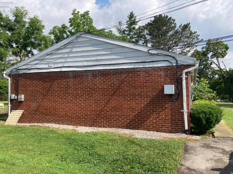215 Second Street, Willard, 44890, ,Multiple Units,For Sale,Second,20262638