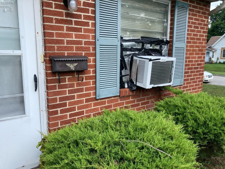 215 Second Street, Willard, 44890, ,Multiple Units,For Sale,Second,20262638