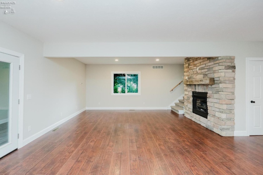 3288 Limerick Road, Clyde, 43410, 2 Bedrooms Bedrooms, ,2 BathroomsBathrooms,Residential,For Sale,Limerick,20262606