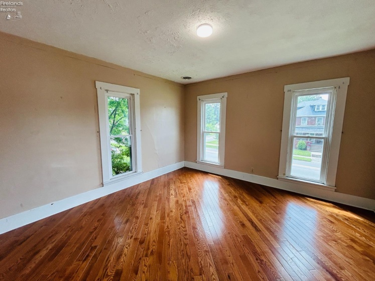 702 Main, Ada, 45810, 4 Bedrooms Bedrooms, ,2 BathroomsBathrooms,Residential,For Sale,Main,20262658