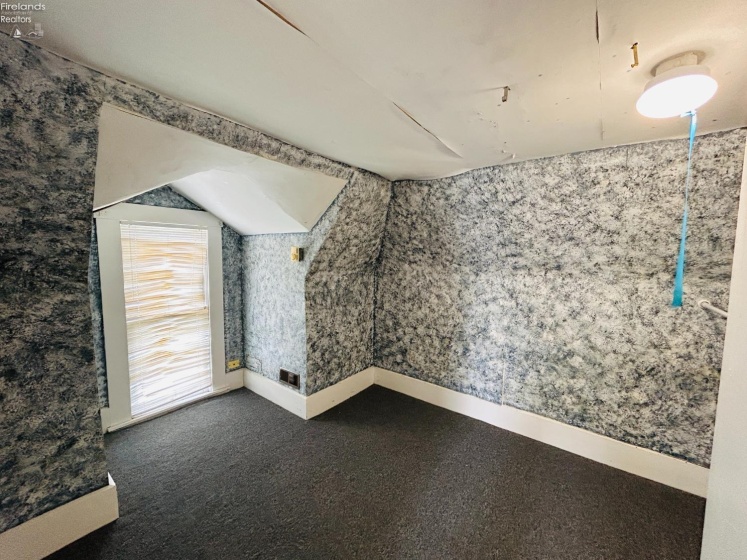 702 Main, Ada, 45810, 4 Bedrooms Bedrooms, ,2 BathroomsBathrooms,Residential,For Sale,Main,20262658