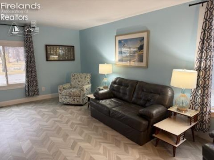 2306 River Avenue, Sandusky, 44870, ,2 BathroomsBathrooms,Residential,For Sale,River,20262652
