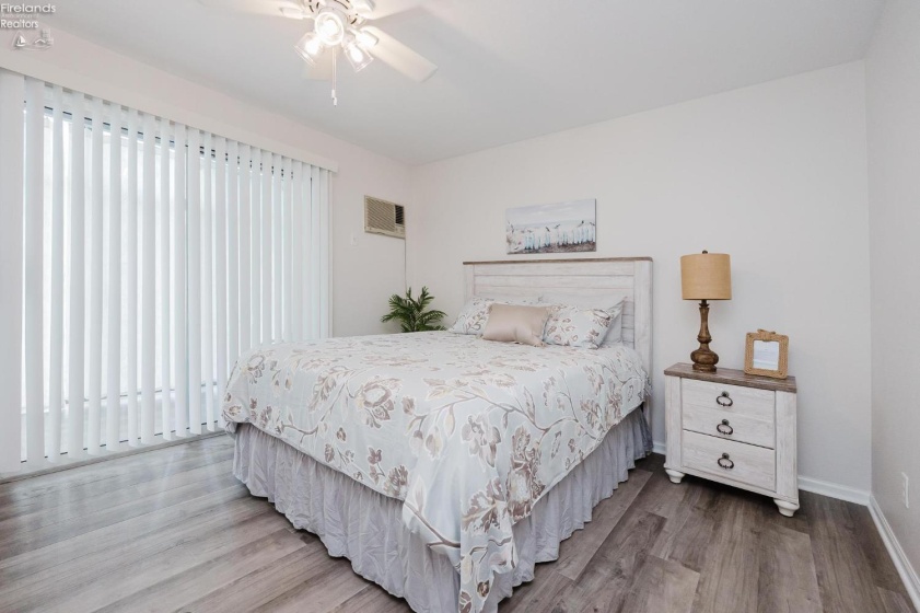 6475 Harris Harbor Drive, Oak Harbor, 43449, 1 Bedroom Bedrooms, ,1 BathroomBathrooms,Residential,For Sale,Harris Harbor,20262624