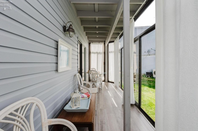 6475 Harris Harbor Drive, Oak Harbor, 43449, 1 Bedroom Bedrooms, ,1 BathroomBathrooms,Residential,For Sale,Harris Harbor,20262624