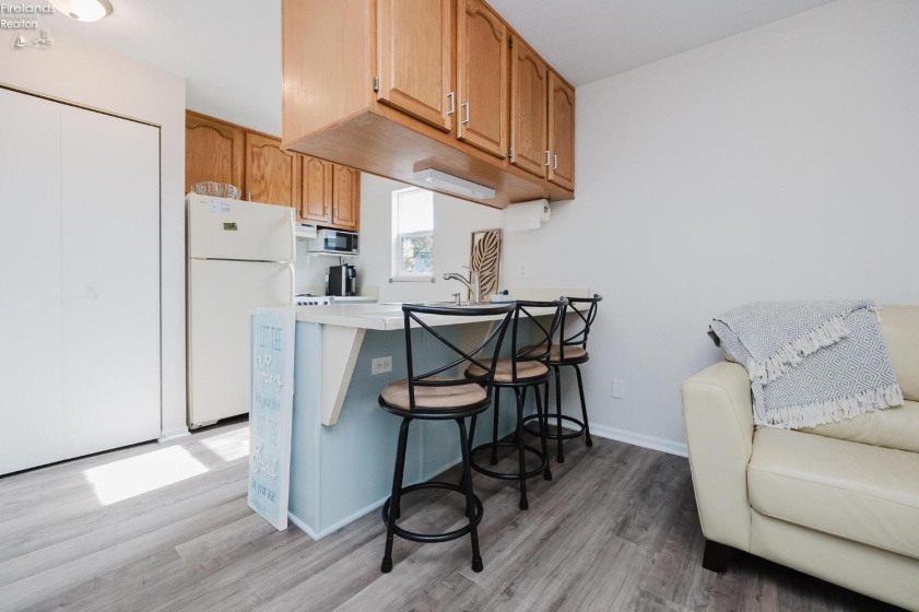 6475 Harris Harbor Drive, Oak Harbor, 43449, 1 Bedroom Bedrooms, ,1 BathroomBathrooms,Residential,For Sale,Harris Harbor,20262624