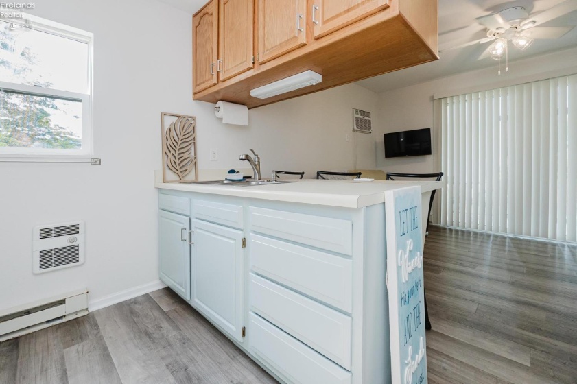 6475 Harris Harbor Drive, Oak Harbor, 43449, 1 Bedroom Bedrooms, ,1 BathroomBathrooms,Residential,For Sale,Harris Harbor,20262624