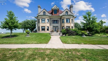 504 Perry Street, Port Clinton, 43452, 7 Bedrooms Bedrooms, ,5 BathroomsBathrooms,Residential,For Sale,Perry,20262663 504 Perry Street, Port Clinton, 43452, 7 Bedrooms Bedrooms, ,5 BathroomsBathrooms,Residential,For Sale,Perry,20262663