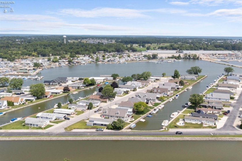 1531 Compass Avenue, Port Clinton, 43452, 3 Bedrooms Bedrooms, ,3 BathroomsBathrooms,Residential,For Sale,Compass,20262664