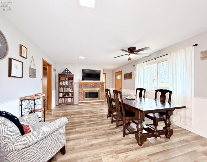 317 Mohican Road, Findlay, 45840, 3 Bedrooms Bedrooms, ,2 BathroomsBathrooms,Residential,For Sale,Mohican,20262493