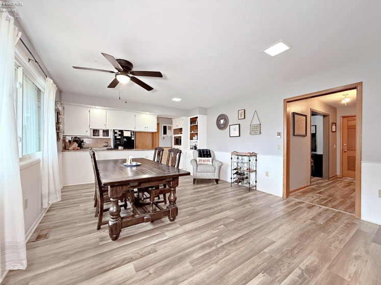 317 Mohican Road, Findlay, 45840, 3 Bedrooms Bedrooms, ,2 BathroomsBathrooms,Residential,For Sale,Mohican,20262493