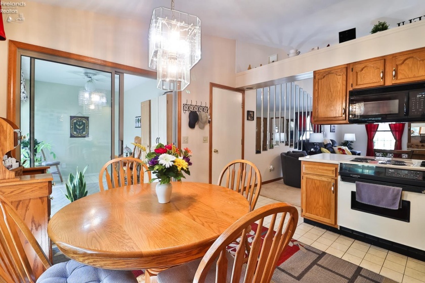 3853 Cambridge Place, Lima, 45804, 2 Bedrooms Bedrooms, ,2 BathroomsBathrooms,Residential,For Sale,Cambridge,20262643