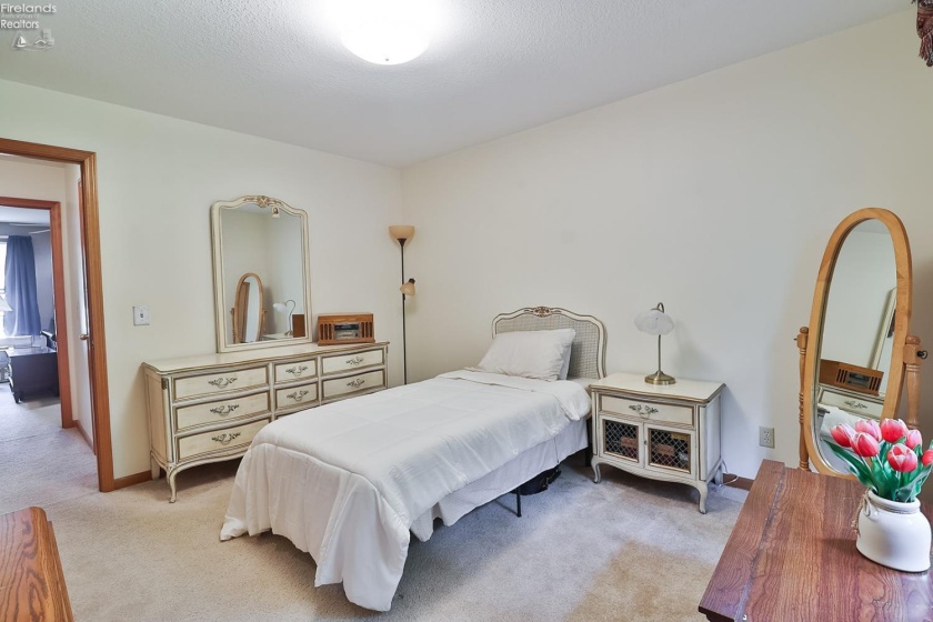 3853 Cambridge Place, Lima, 45804, 2 Bedrooms Bedrooms, ,2 BathroomsBathrooms,Residential,For Sale,Cambridge,20262643