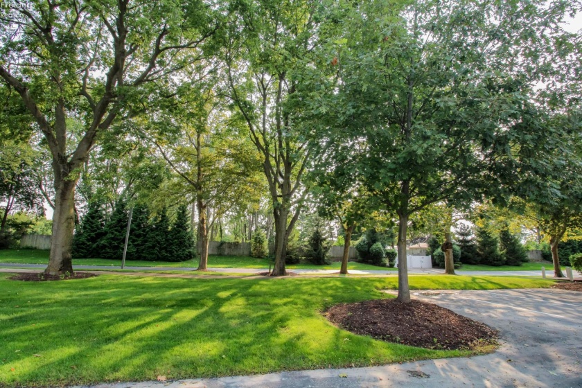 236 Heron Creek Drive, Sandusky, 44870, 3 Bedrooms Bedrooms, ,2 BathroomsBathrooms,Residential,For Sale,Heron Creek,20262594