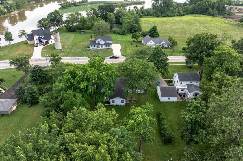 438 Water Street, Oak Harbor, 43449, 3 Bedrooms Bedrooms, ,2 BathroomsBathrooms,Residential,For Sale,Water,20262648