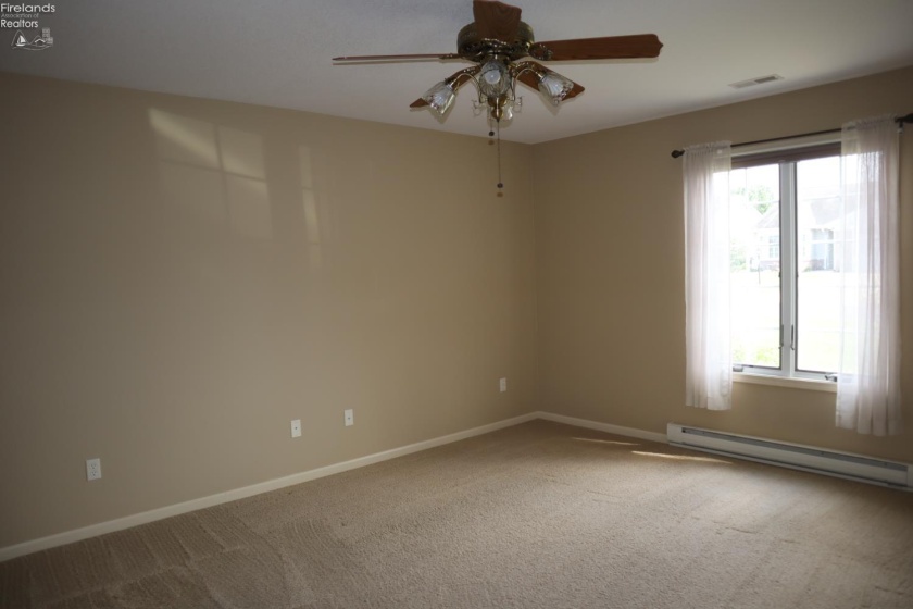 25 Falcon Crest Drive, Norwalk, 44857, 3 Bedrooms Bedrooms, ,2 BathroomsBathrooms,Residential,For Sale,Falcon Crest,20262656