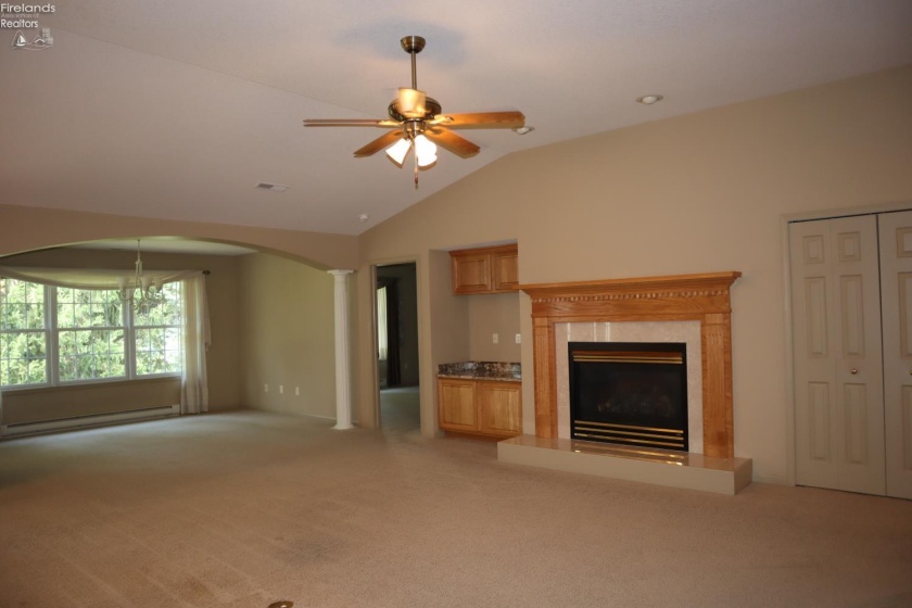 25 Falcon Crest Drive, Norwalk, 44857, 3 Bedrooms Bedrooms, ,2 BathroomsBathrooms,Residential,For Sale,Falcon Crest,20262656