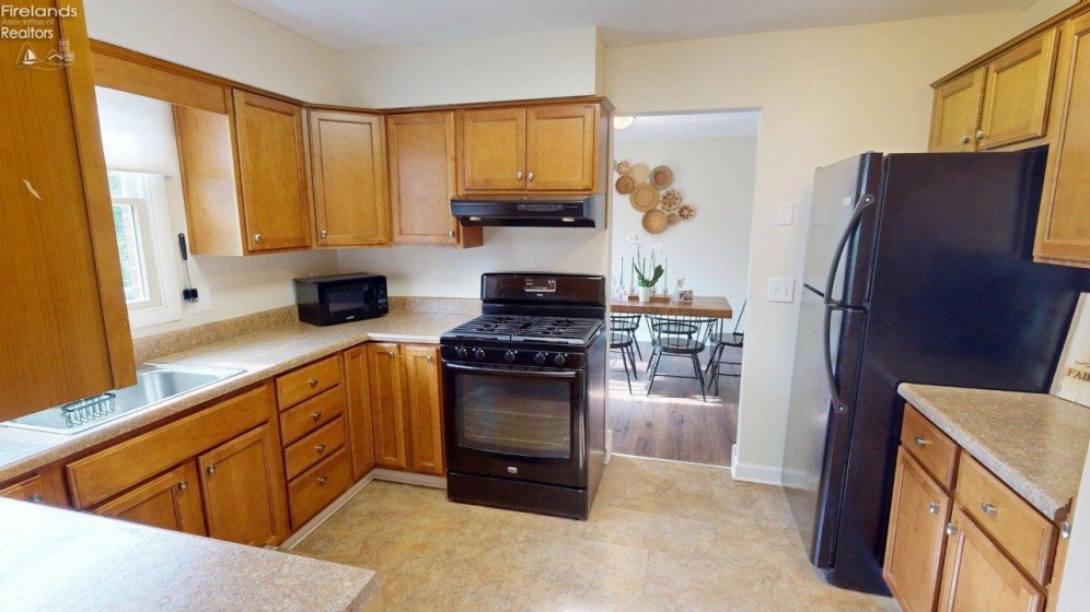 804 Grant Street, Port Clinton, 43452, 4 Bedrooms Bedrooms, ,2 BathroomsBathrooms,Residential,For Sale,Grant,20262640
