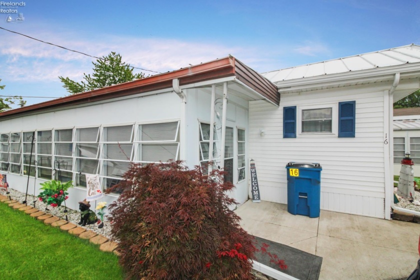 8175 North Shore Boulevard, Marblehead, 43440, 2 Bedrooms Bedrooms, ,1 BathroomBathrooms,Residential,For Sale,North Shore,20262668