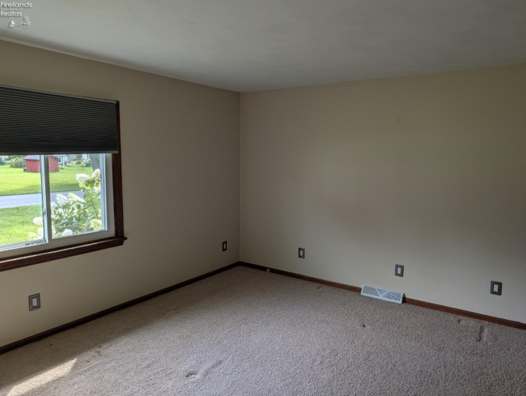 906 Fennimore Street, Fremont, 43420, 3 Bedrooms Bedrooms, ,2 BathroomsBathrooms,Residential,For Sale,Fennimore,20262673
