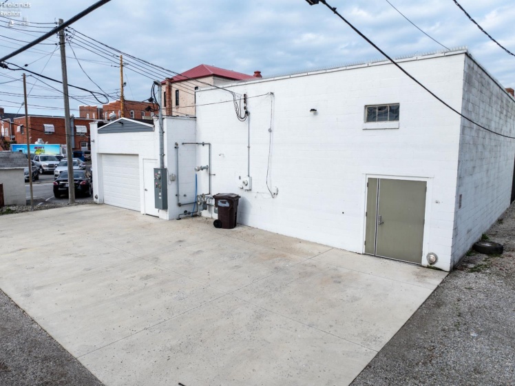 122 Madison Street, Port Clinton, 43452, ,Commercial,For Sale,Madison,20262537