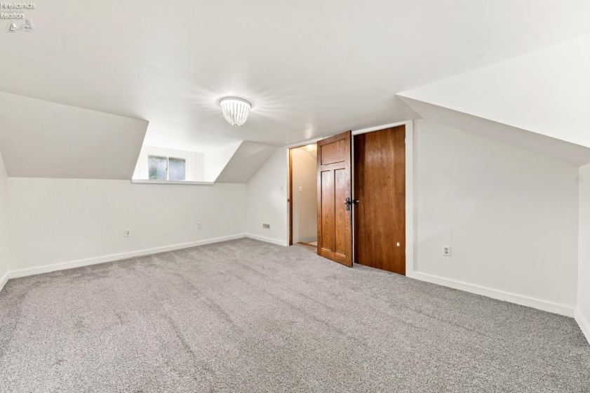 293 Monroe Street, Monroeville, 44847, 5 Bedrooms Bedrooms, ,3 BathroomsBathrooms,Residential,For Sale,Monroe,20262459