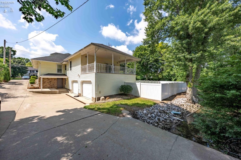 293 Monroe Street, Monroeville, 44847, 5 Bedrooms Bedrooms, ,3 BathroomsBathrooms,Residential,For Sale,Monroe,20262459