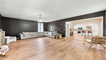 293 Monroe Street, Monroeville, 44847, 5 Bedrooms Bedrooms, ,3 BathroomsBathrooms,Residential,For Sale,Monroe,20262459