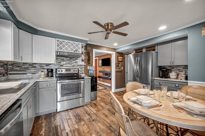902 2nd Street, Port Clinton, 43452, 3 Bedrooms Bedrooms, ,2 BathroomsBathrooms,Residential,For Sale,2nd,20262568