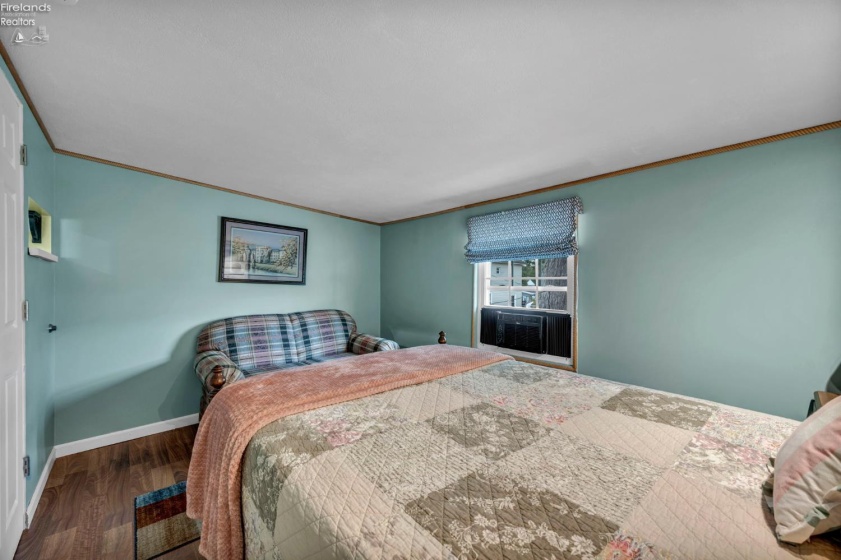 902 2nd Street, Port Clinton, 43452, 3 Bedrooms Bedrooms, ,2 BathroomsBathrooms,Residential,For Sale,2nd,20262568