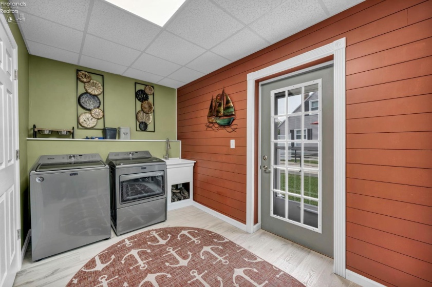 902 2nd Street, Port Clinton, 43452, 3 Bedrooms Bedrooms, ,2 BathroomsBathrooms,Residential,For Sale,2nd,20262568