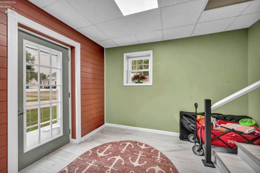 902 2nd Street, Port Clinton, 43452, 3 Bedrooms Bedrooms, ,2 BathroomsBathrooms,Residential,For Sale,2nd,20262568