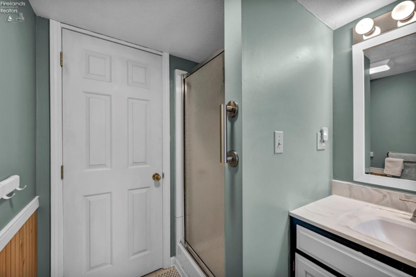 902 2nd Street, Port Clinton, 43452, 3 Bedrooms Bedrooms, ,2 BathroomsBathrooms,Residential,For Sale,2nd,20262568