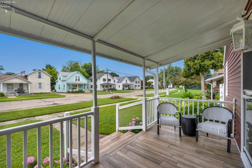 902 2nd Street, Port Clinton, 43452, 3 Bedrooms Bedrooms, ,2 BathroomsBathrooms,Residential,For Sale,2nd,20262568