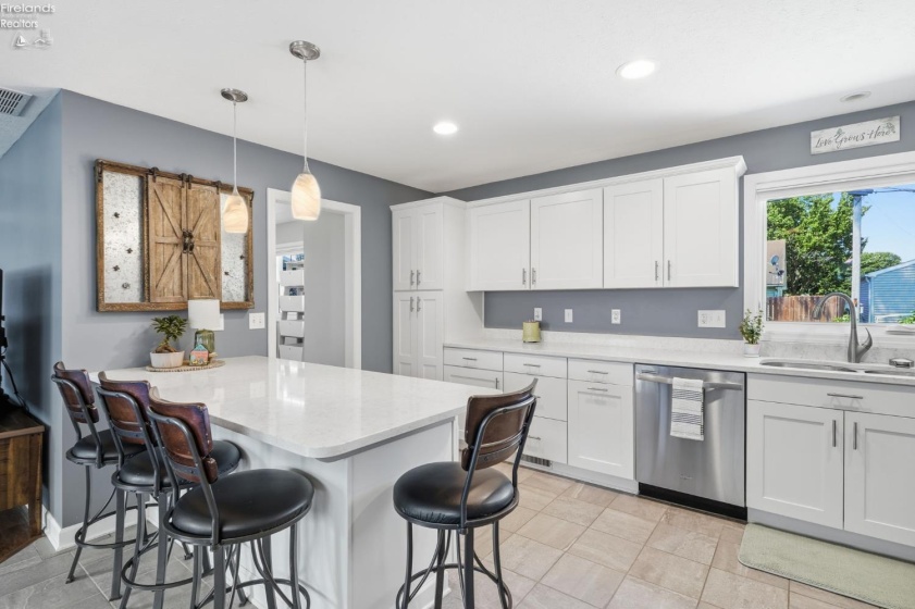 746 Clinton Street, Port Clinton, 43452, 3 Bedrooms Bedrooms, ,1 BathroomBathrooms,Residential,For Sale,Clinton,20262626