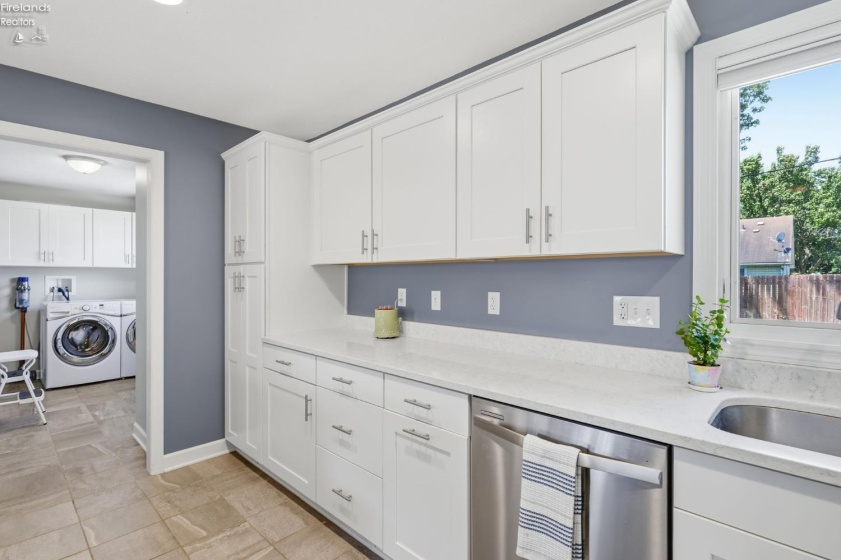 746 Clinton Street, Port Clinton, 43452, 3 Bedrooms Bedrooms, ,1 BathroomBathrooms,Residential,For Sale,Clinton,20262626