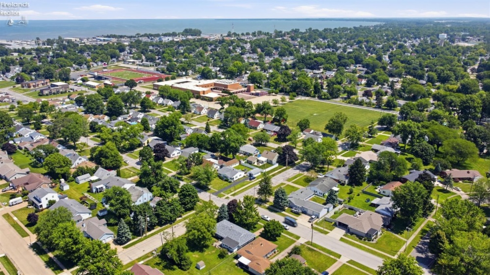 746 Clinton Street, Port Clinton, 43452, 3 Bedrooms Bedrooms, ,1 BathroomBathrooms,Residential,For Sale,Clinton,20262626