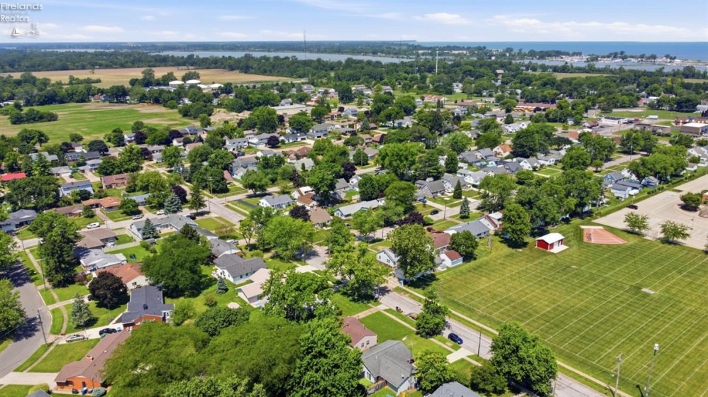 746 Clinton Street, Port Clinton, 43452, 3 Bedrooms Bedrooms, ,1 BathroomBathrooms,Residential,For Sale,Clinton,20262626