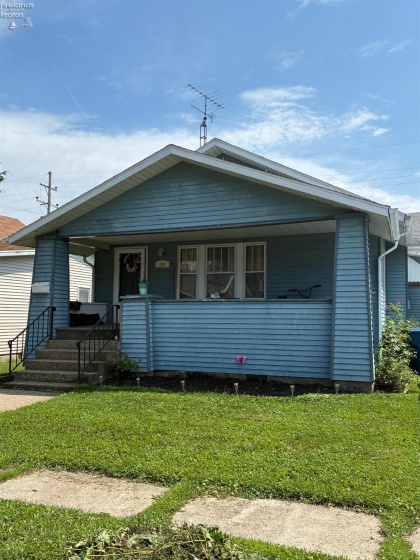 424 7th Street, Port Clinton, 43452, 3 Bedrooms Bedrooms, ,2 BathroomsBathrooms,Residential,For Sale,7th,20262659