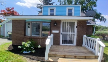 2406 Monroe Street, Sandusky, 44870, 2 Bedrooms Bedrooms, ,1 BathroomBathrooms,Residential,For Sale,Monroe,20262683 2406 Monroe Street, Sandusky, 44870, 2 Bedrooms Bedrooms, ,1 BathroomBathrooms,Residential,For Sale,Monroe,20262683