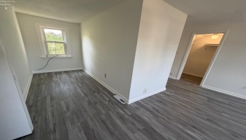 2406 Monroe Street, Sandusky, 44870, 2 Bedrooms Bedrooms, ,1 BathroomBathrooms,Residential,For Sale,Monroe,20262683 2406 Monroe Street, Sandusky, 44870, 2 Bedrooms Bedrooms, ,1 BathroomBathrooms,Residential,For Sale,Monroe,20262683