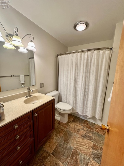 8 Lincoln Road, Tiffin, 44883, 3 Bedrooms Bedrooms, ,2 BathroomsBathrooms,Residential,For Sale,Lincoln,20262691