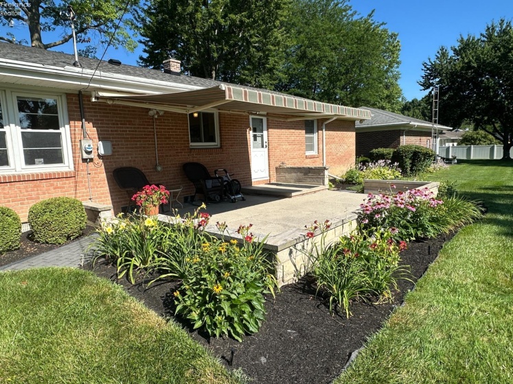 8 Lincoln Road, Tiffin, 44883, 3 Bedrooms Bedrooms, ,2 BathroomsBathrooms,Residential,For Sale,Lincoln,20262691