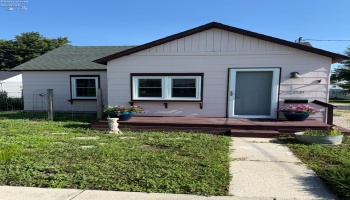 208 Washington Street, Oak Harbor, 43449, 1 Bedroom Bedrooms, ,1 BathroomBathrooms,Residential,For Sale,Washington,20262671