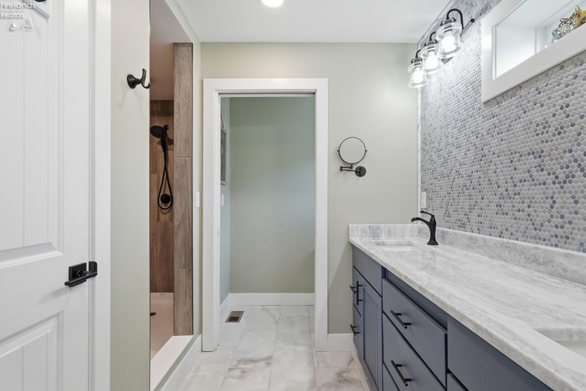 5384 Pintail Dr., Port Clinton, 43452, 4 Bedrooms Bedrooms, ,4 BathroomsBathrooms,Residential,For Sale,Pintail Dr.,20262628