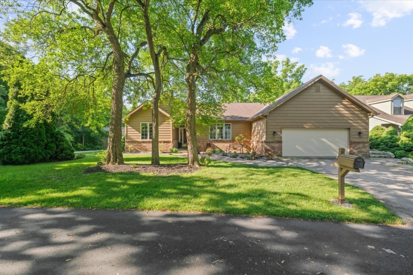 3500 Woodhill Drive, Port Clinton, 43452, 3 Bedrooms Bedrooms, ,3 BathroomsBathrooms,Residential,For Sale,Woodhill,20262607