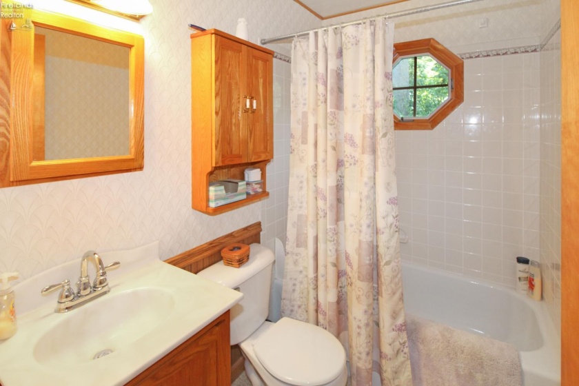 4336 Ledge Road, Port Clinton, 43452, 3 Bedrooms Bedrooms, ,2 BathroomsBathrooms,Residential,For Sale,Ledge,20262705