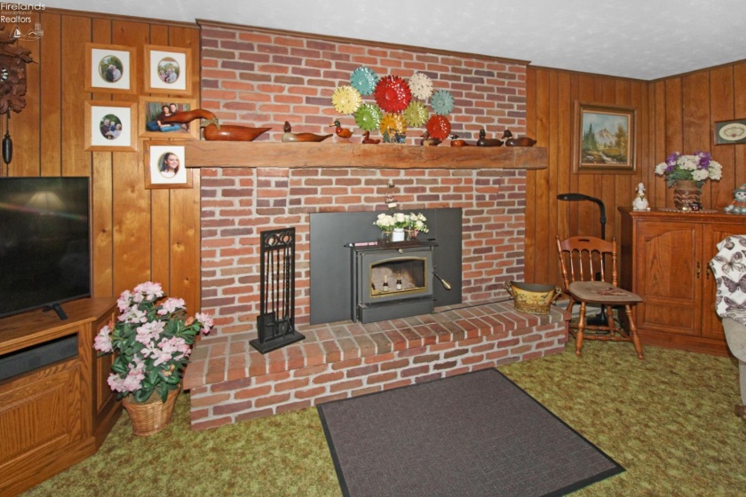 4336 Ledge Road, Port Clinton, 43452, 3 Bedrooms Bedrooms, ,2 BathroomsBathrooms,Residential,For Sale,Ledge,20262705