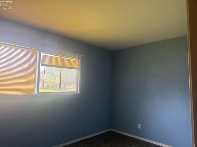 1716 Moore Street, Fremont, 43420, 3 Bedrooms Bedrooms, ,2 BathroomsBathrooms,Residential,For Sale,Moore,20262677