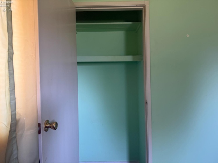 1716 Moore Street, Fremont, 43420, 3 Bedrooms Bedrooms, ,2 BathroomsBathrooms,Residential,For Sale,Moore,20262677