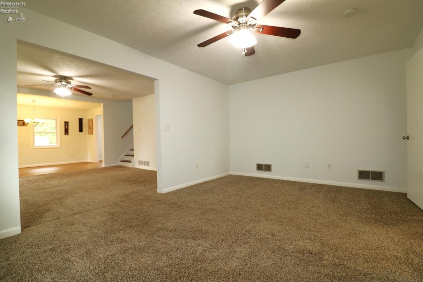 50695 State Route 18, Wellington, 44090, 3 Bedrooms Bedrooms, ,2 BathroomsBathrooms,Residential,For Sale,State Route 18,20262690